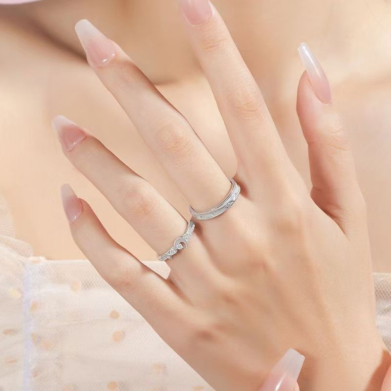 Nhẫn cặp đôi phát sáng mặt trăng Zircon mở đầu có thể điều chỉnh Quà tặng ngày lễ tình nhân cho nam và nữ