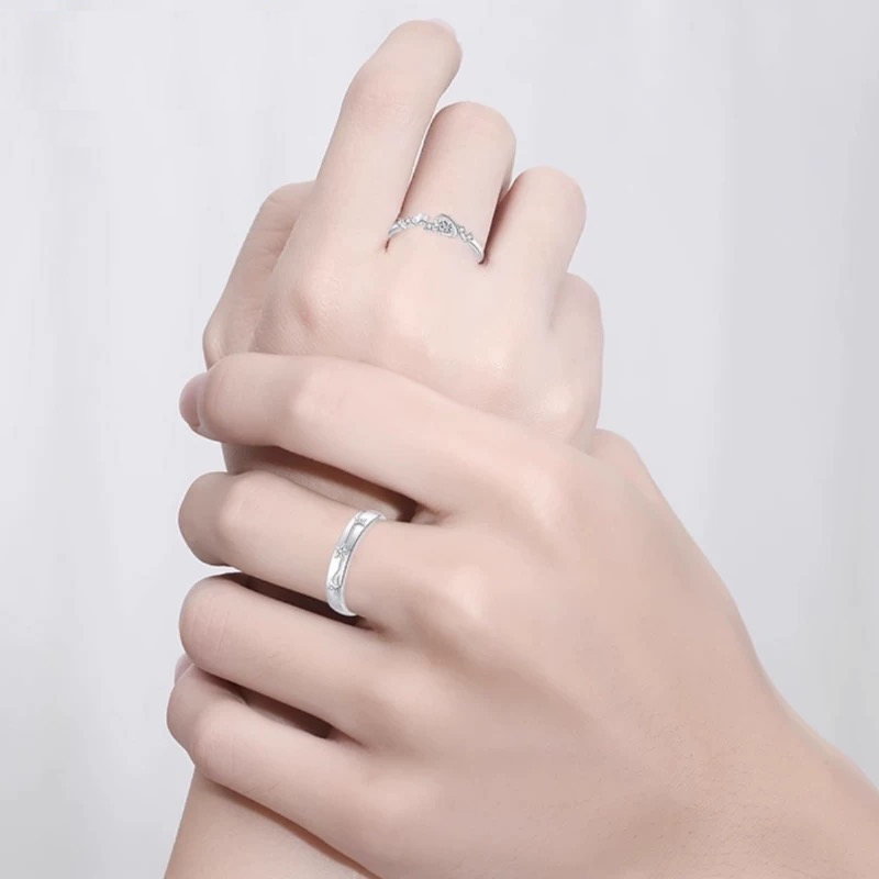 Nhẫn cặp đôi phát sáng mặt trăng Zircon mở đầu có thể điều chỉnh Quà tặng ngày lễ tình nhân cho nam và nữ