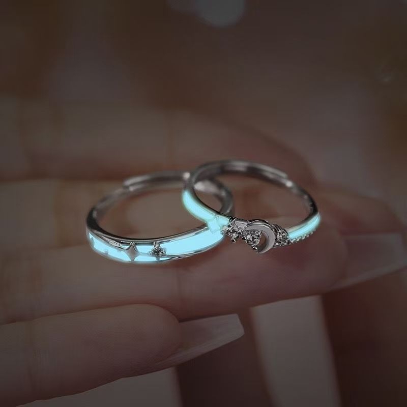 Nhẫn cặp đôi phát sáng mặt trăng Zircon mở đầu có thể điều chỉnh Quà tặng ngày lễ tình nhân cho nam và nữ