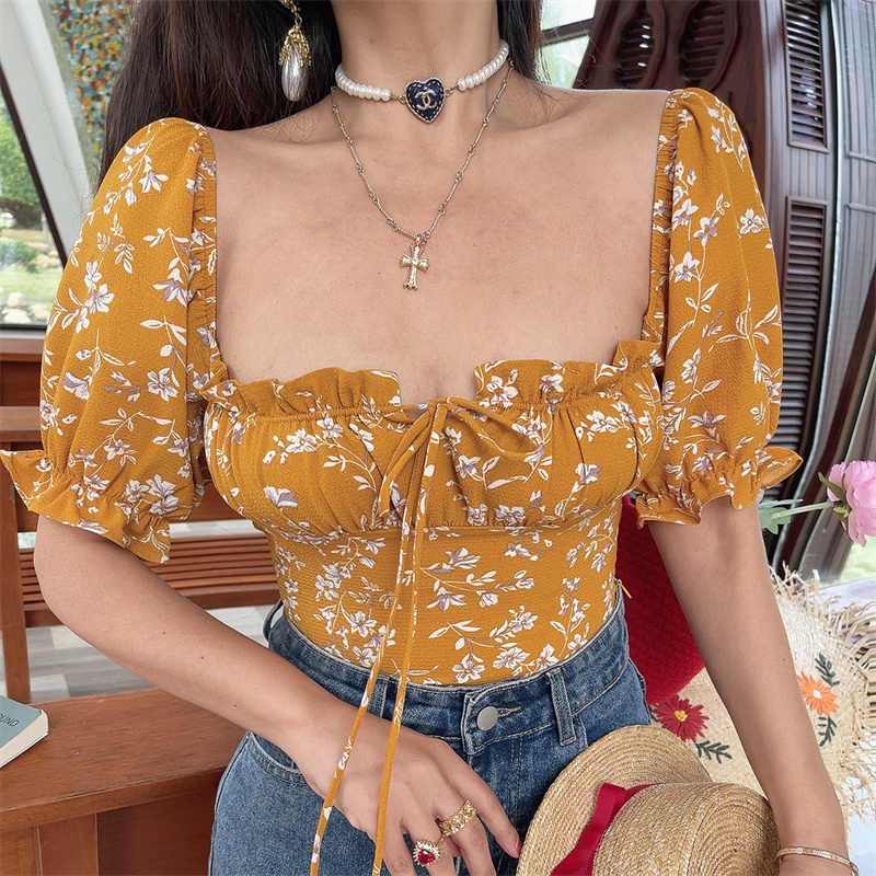 Áo Sơ Mi Nhỏ Cổ Tích Siêu Đẹp ~ Mùa Xuân Mùa Hè Phong Cách Pháp Đèn Lồng Cổ Vuông Dài Tay Áo Sơ Mi Hoa Đỏ Dây Rút Không Eo Đi Biển Kỳ Nghỉ Áo Sơ Mi Ngắn Voan Cổ Thấp Gợi Cảm Top Bong Bóng Vàng Tay Ngắn