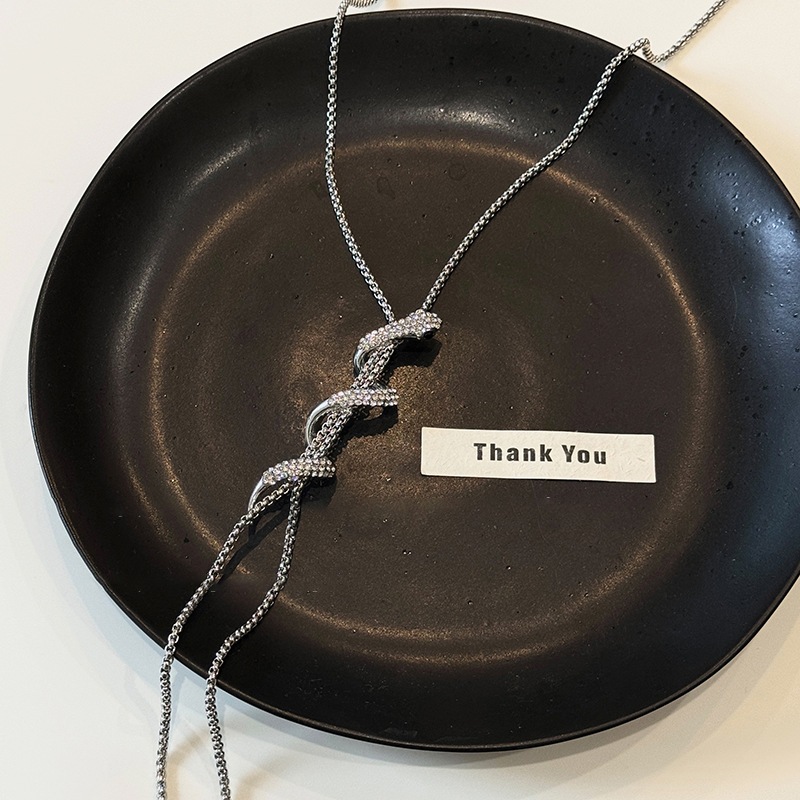 Vòng cổ rắn bọc kim cương mới ánh sáng sang trọng khí chất chuỗi xương đòn thời trang thích hợp phụ kiện cao cấp bán buôn