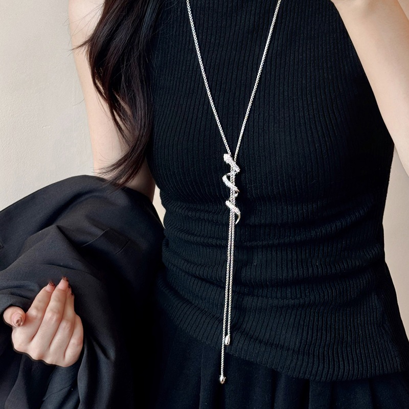 Vòng cổ rắn bọc kim cương mới ánh sáng sang trọng khí chất chuỗi xương đòn thời trang thích hợp phụ kiện cao cấp bán buôn