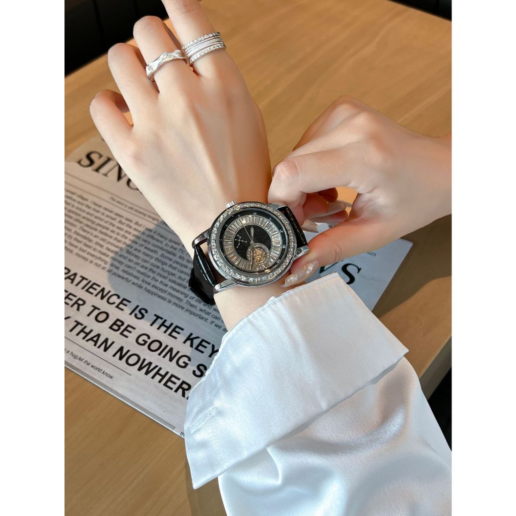 Đồng hồ du lịch thạch anh tự động rỗng tourbillon đích thực mới chống thấm nước đồng hồ nam phát sáng trong bóng tối