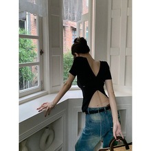 Mùa hè hot girl thiết kế hàng đầu cao cấp cảm giác thích hợp lưng màu đen mỏng vừa vặn áo thun ngắn tay