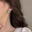 Đen Hepburn Retro Bông Tai Nữ Cao Cấp Ánh Sáng Sang Trọng Tính Khí Bông Tai Phong Cách Mới Hợp Thời Trang Influencer