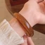 Vòng tay mở khói mịn Acrylic thích hợp vòng tay giác quan cao cấp dành cho nữ thiết kế đi lại tinh tế trang sức tay