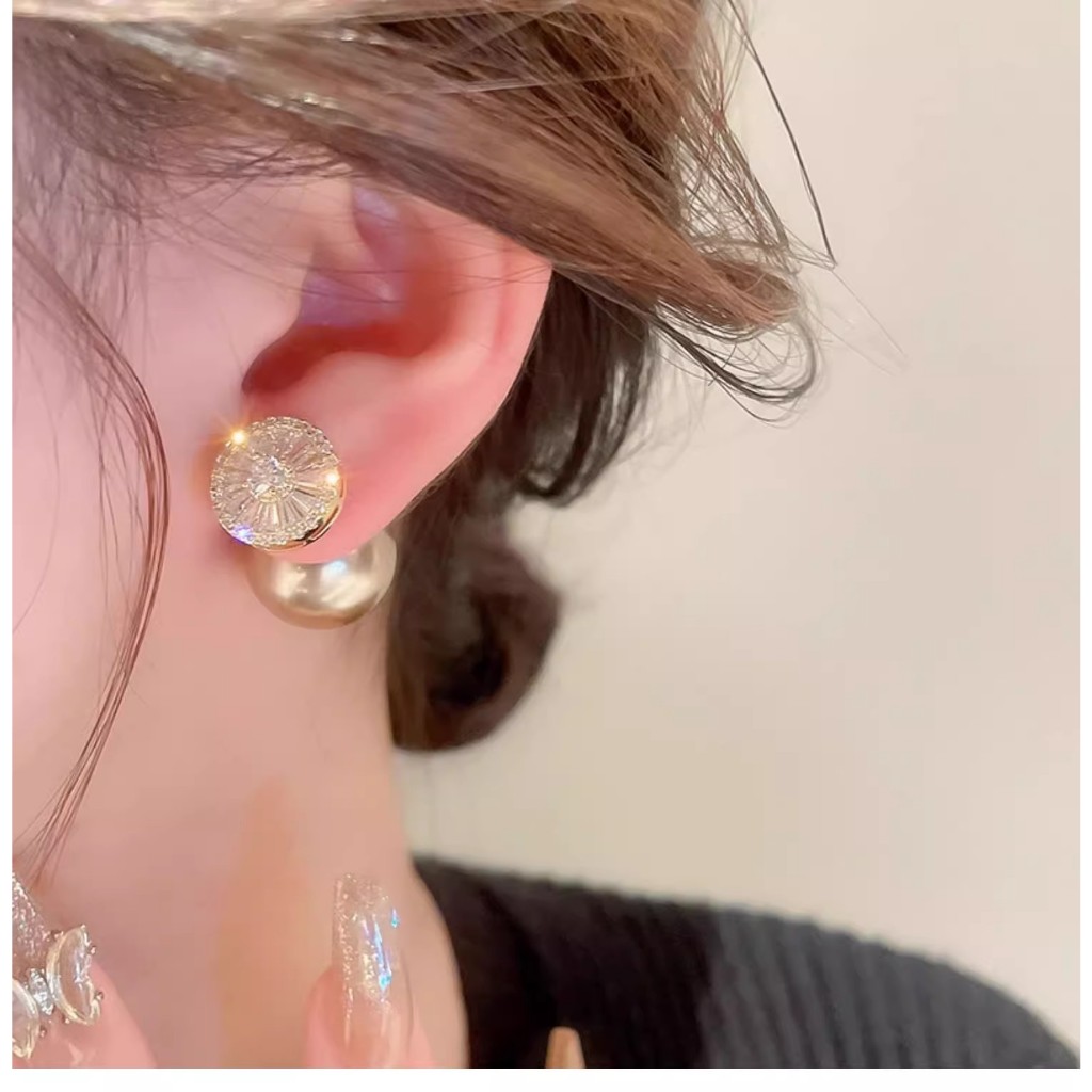 Vòng tay nữ cao cấp với vàng mạ bạc, kim zircon và ngọc trai