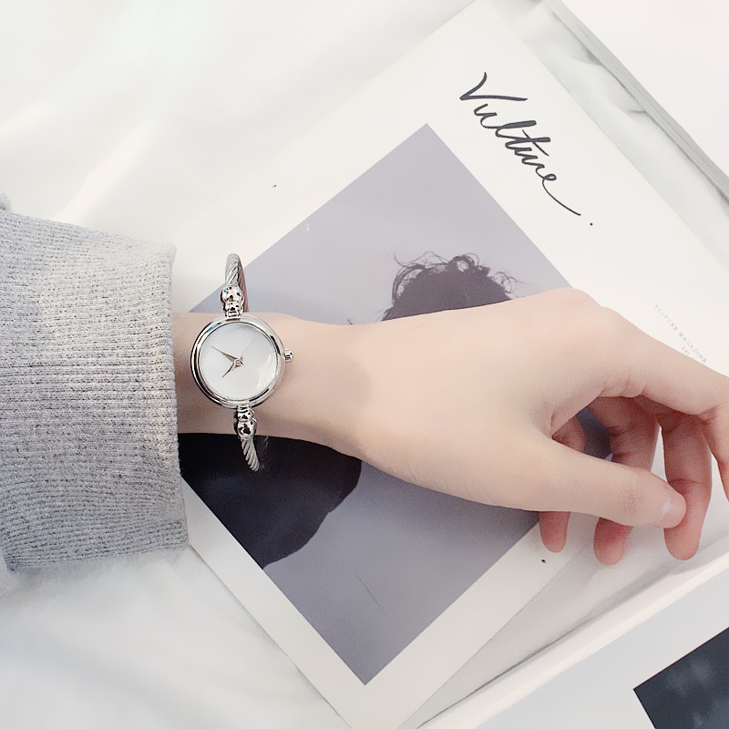 Ánh Sáng Sang Trọng Bạc Đồng Hồ Nữ Thời Trang Dây Thép Vòng Tay Dây Đeo Đồng Hồ Đeo Tay Đồng Hồ Thạch Anh Dành Cho Nữ