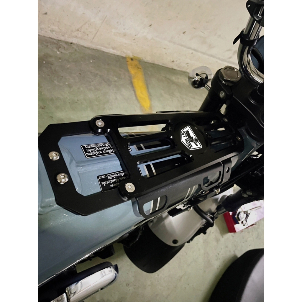 2023 Thích Hợp Cho Xe HONDA DAX125 ST125 Dachshund CNC3D Dập Nổi Giữa Nhỏ Kệ Giữa Thuyền Phù Hợp Với Giá Kệ Trung Tâm Kệ Phụ Kiện