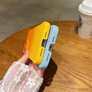 Ốp Lưng Nhựa Cứng Không Khung Gradient Tương Thích Cho iPhone 16e Mỏng Nhiều Màu Sắc Vỏ Điện Thoại Vỏ Camera Bảo Vệ Ốp Lưng SWBK02