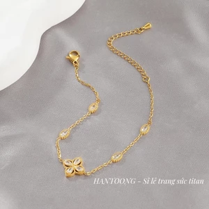 Lắc tay cỏ 4 lá bằng titan không gỉ mạ vàng 18k gắn đá lấp lánh thời trang dành cho nữ