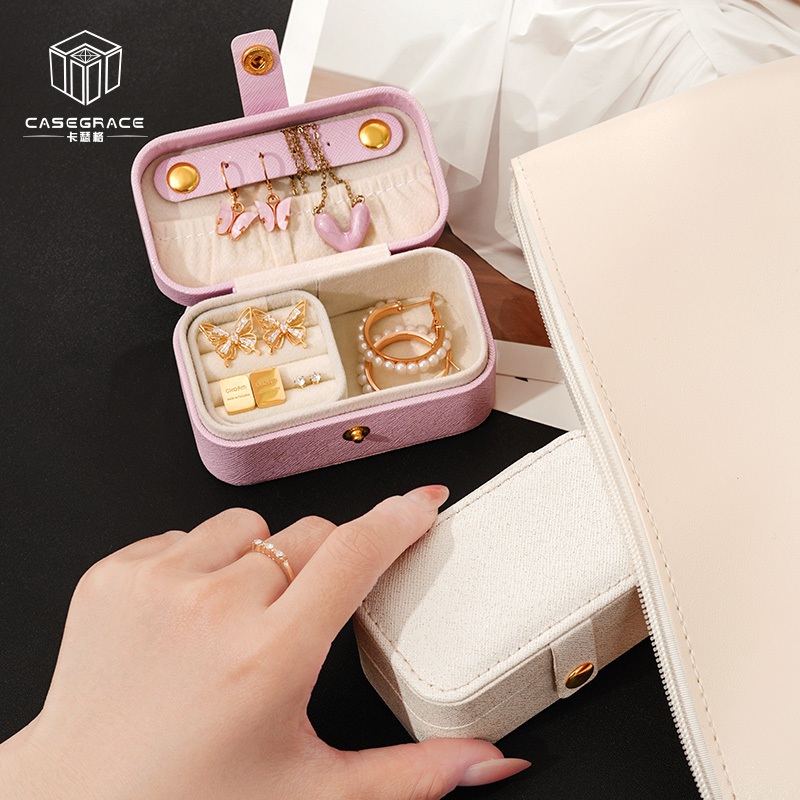 Casegrace Hộp đựng trang sức du lịch nhỏ, Hộp đựng trang sức Mini cho nhiều vòng cổ Bông tai son môi, Hộp đựng đồ trang sức di động có khe cắm vòng có thể tháo rời