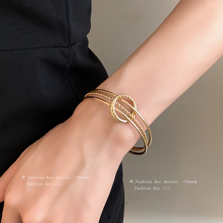 [Jewbeauty] Vòng tay mở vàng xoắn không đều Vòng tay ins giác quan tiên tiến trang sức thời trang đơn giản dành cho nữ