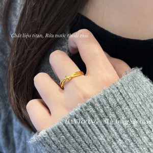 Nhẫn titan nữ không gỉ mạ vàng 18k thiết kế uốn tạo hình nơ xinh xắn thời trang trẻ trung