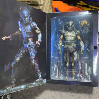 Mô Hình Đồ Chơi Nhân Vật predator 2 Kích Thước 18cm