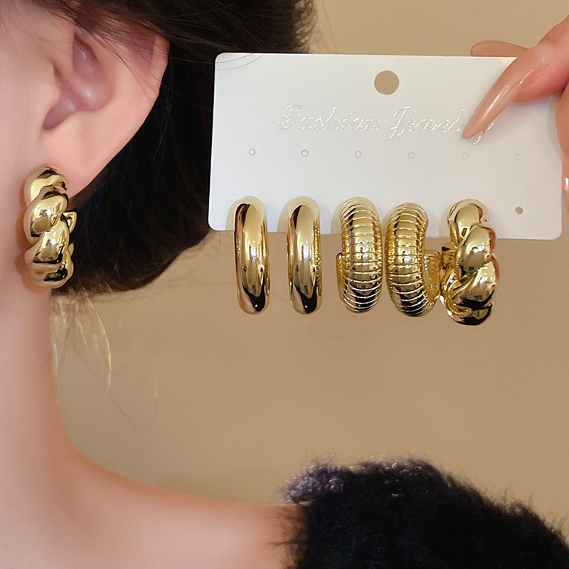 Bông tai hình giọt nước hình bầu dục bằng kim thép Bộ 6 món Châu Âu và Hoa Kỳ Bông tai nữ khí chất đơn giản phụ kiện mới cao cấp