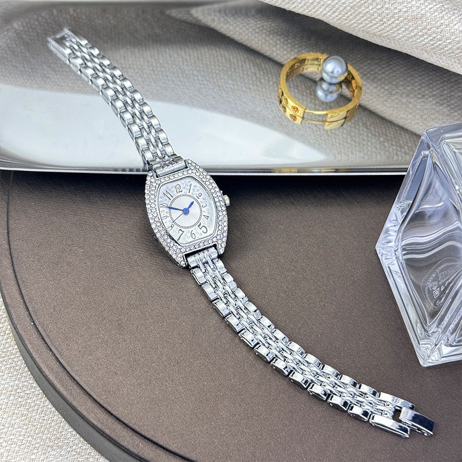 Đồng hồ nữ thời trang Mặt số hình thùng với đồng hồ nữ bằng thép không gỉ dát kim cương