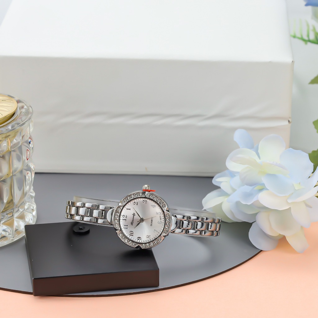 Đồng hồ nữ có dây thép đính kim cương Đồng hồ nữ thạch anh đơn giản