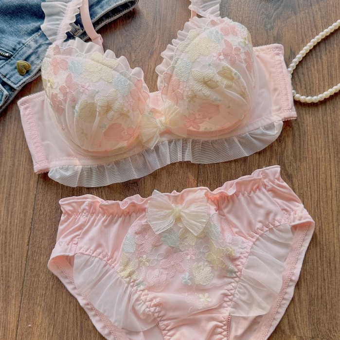 Bộ áo ngực cốc mỏng thêu cô gái ngọt ngào Nhật Bản Bộ đồ lót cốc lớn cỡ lớn