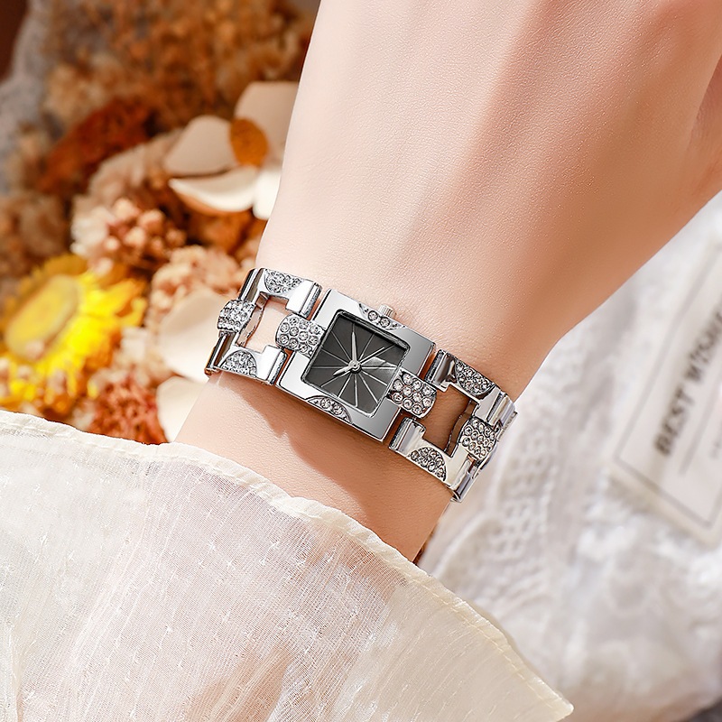 Lady Watch Square Chain 3 màu tùy chọn: vàng, trắng, bạc đen