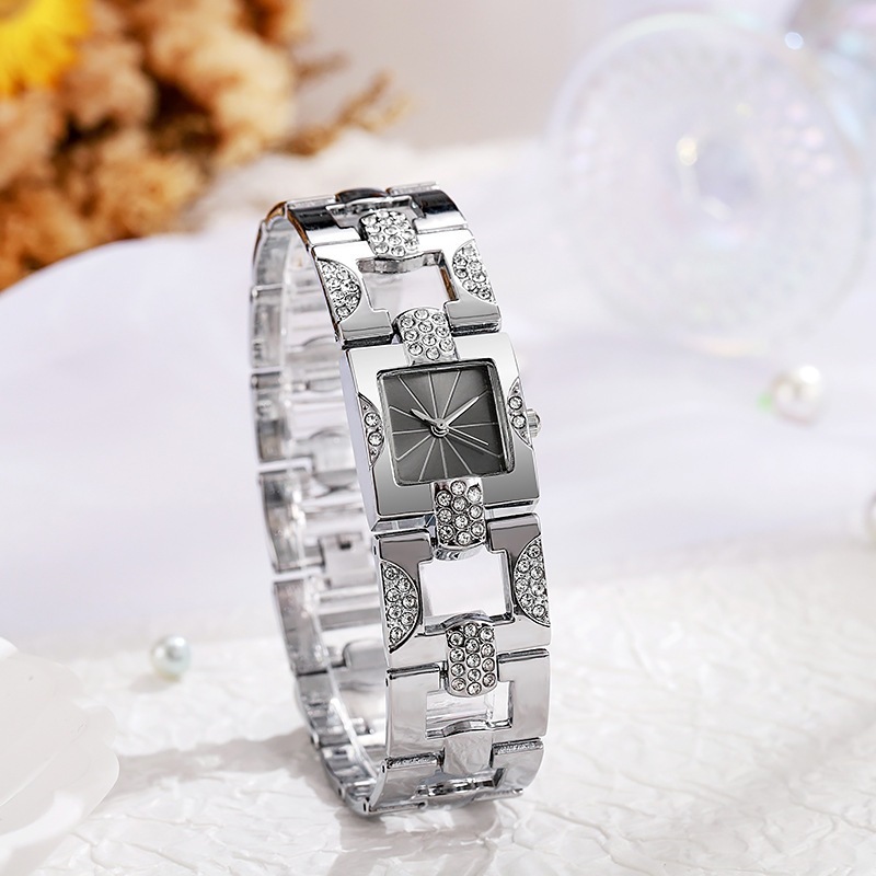 Lady Watch Square Chain 3 màu tùy chọn: vàng, trắng, bạc đen