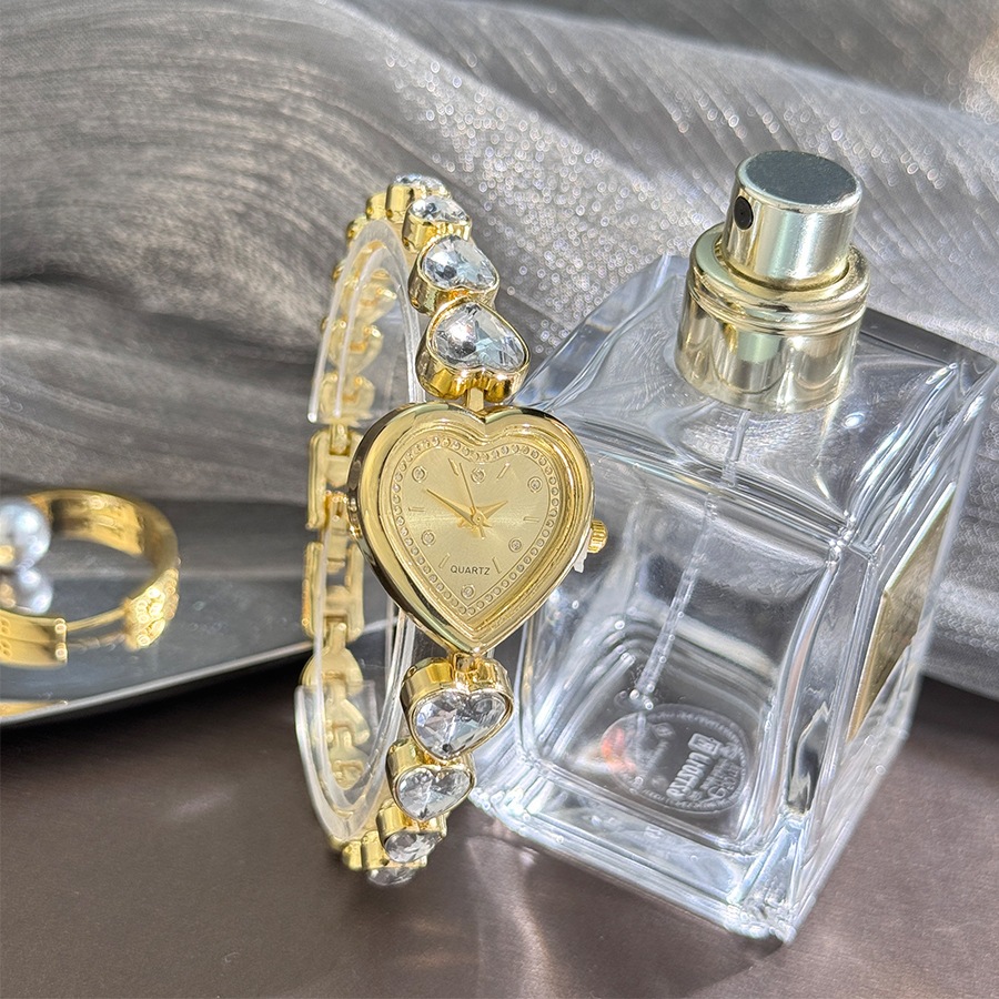 Đồng hồ nữ thời trang Bộ vòng tay trang sức tình yêu hình tròn với đồng hồ vòng tay Zircon hình tình yêu