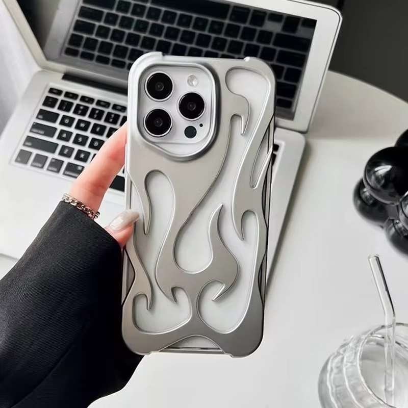 Ốp điện thoại mỏng rỗng họa tiết ngọn lửa 3D mới cho iPhone 17 16 15 14 13 12 11 Pro Max 15 14 16 Plus Vỏ mềm bảo vệ chống sốc