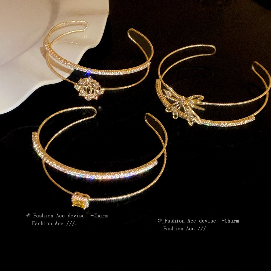 Vòng tay hai lớp nơ zircon mới, thích hợp, thời trang và cá tính với cảm giác sang trọng nhẹ nhàng và cao cấp
