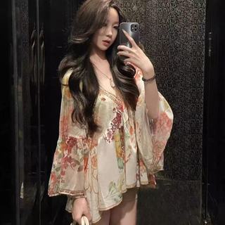 Áo sơ mi dài tay cổ chữ V dáng rộng phong cách Hàn Quốc dành cho nữ