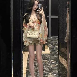 Áo sơ mi dài tay cổ chữ V dáng rộng phong cách Hàn Quốc dành cho nữ