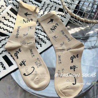 [oklife] Tất nữ dập nóng hoạt hình, ống giữa, đen/trắng, phong cách Nhật Bản, phụ kiện Dongdaemun