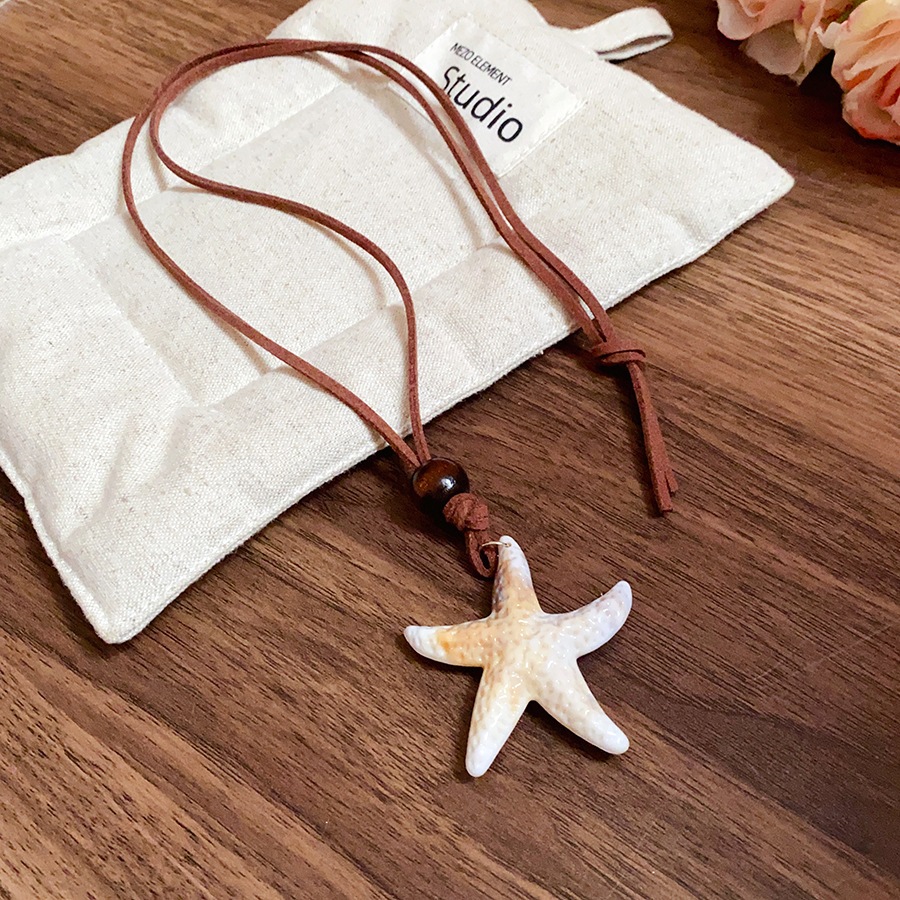 Vòng cổ mặt dây chuyền Zhuhai Star bằng gỗ Acrylic, dây chuyền xương đòn thông thường phong cách kỳ nghỉ cổ điển, thời trang, thích hợp và cao cấp