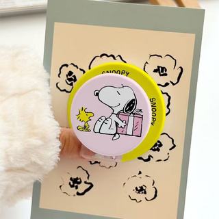 Giá đỡ điện thoại họa tiết Snoopy Dogg cho iPhone 11 13Promax 15promax 15pro 14pro 12pro16promax 16plus 16 Giá đỡ điện thoại