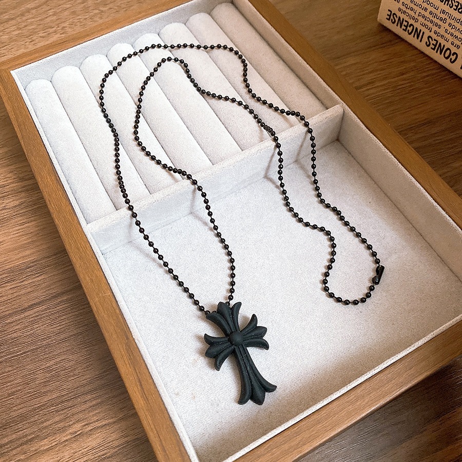 Vòng cổ mặt dây chuyền chéo đính cườm châu Âu và Mỹ, dây chuyền xương đòn phong cách Gothic đậm, dây chuyền phóng đại và hợp thời trang dành cho nữ bán buôn