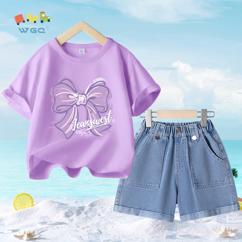 W.G.Q  Bộ đồ bé gái  , áo thun và quần short Denim, dáng rộng thoải mái với in nơ