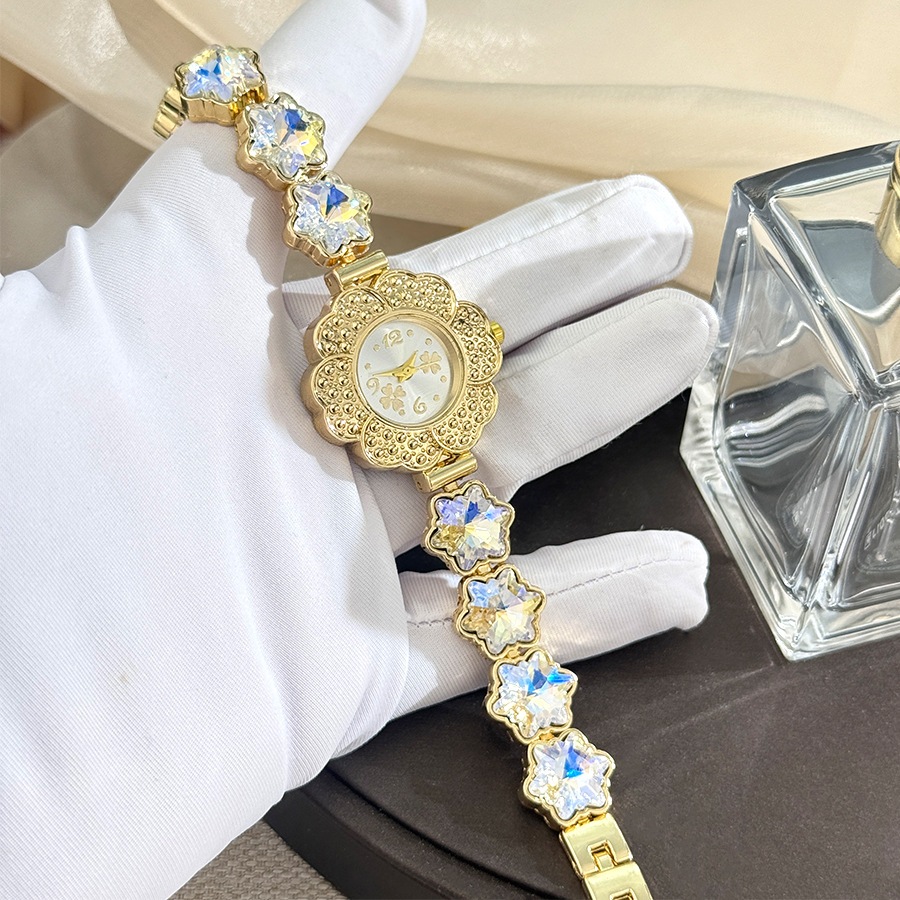 Đồng hồ nữ Bộ đá quý đường tuyết với kết cấu kim cương Ánh sáng mới sang trọng Full Digital Đồng hồ thạch anh nữ có giá trị ngoại hình cao