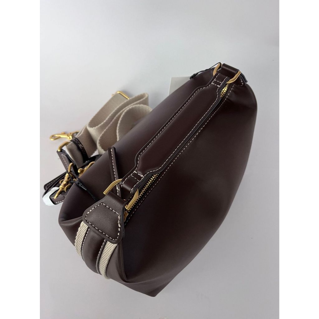 Túi đeo vai sọc cổ điển mới của ZARA dành cho nữ