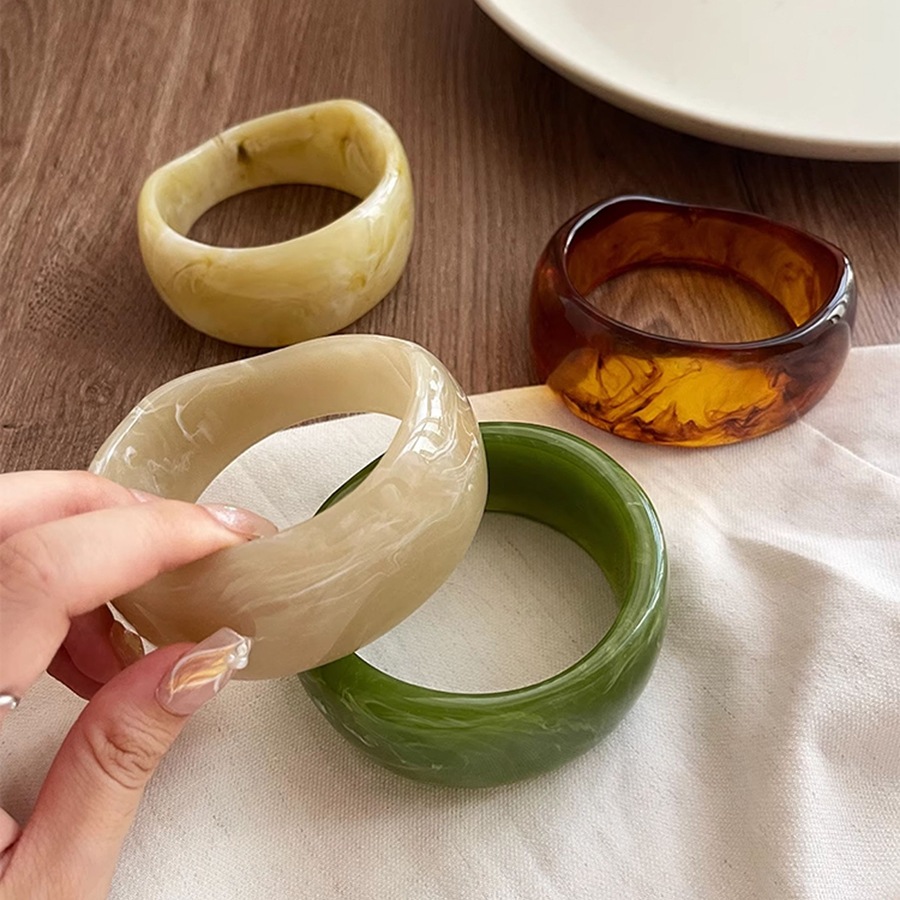 [Jewbeauty] Vòng tay mở tròn nhựa nhòe thời trang retro cá tính - Phụ kiện tay