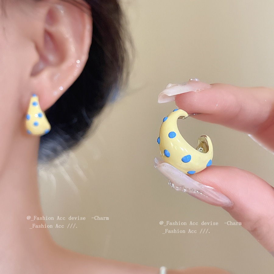 [Jewbeauty] Bông tai hình chữ C kim bạc kem phong cách ngọt ngào và dễ kết hợp