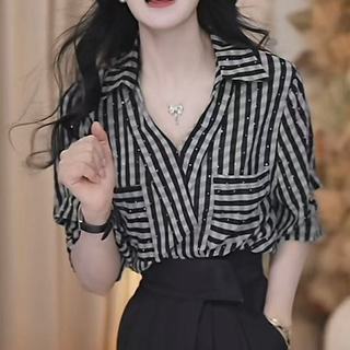 Áo sơ mi nữ dáng rộng cổ chữ V sọc đen 3 / 4 phong cách Hàn Quốc