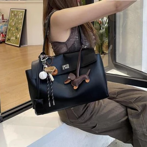 Túi đeo vai Tote dung tích lớn Lazy Feel