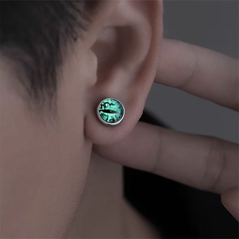 Vintage Thời Trang Thép Titan Ác Mắt Bông Tai Nam Nữ Không Phai Màu Retro Cá Tính