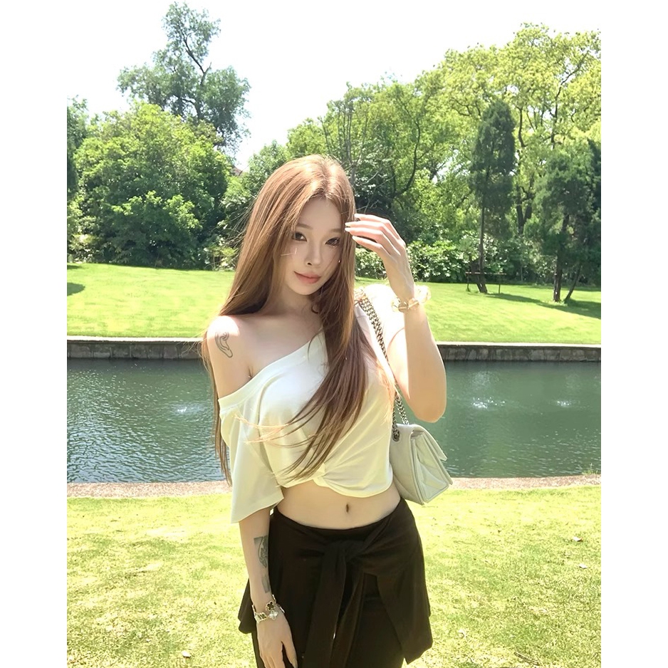 [BANKO] Áo thun ngắn tay màu trắng với thắt nút dành cho nữ mùa hè