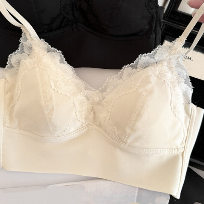Ren Pháp Lưng Đẹp Liền Mạch Không Vòng Thép Cố Định Cốc Cổ Chữ V Quần Lót Thoáng Khí