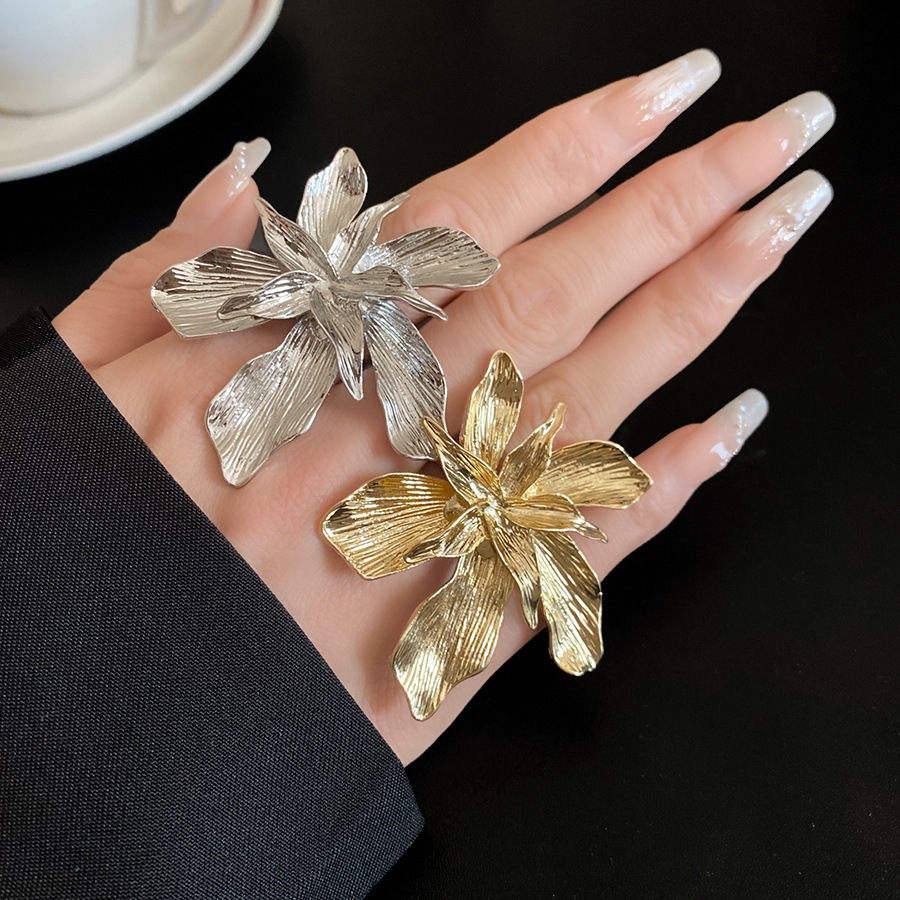 [Jewbeauty] Bán buôn nhẫn ba chiều hoa kim loại châu Âu và Mỹ phóng đại và cá tính, nhẫn ngón trỏ và trang sức