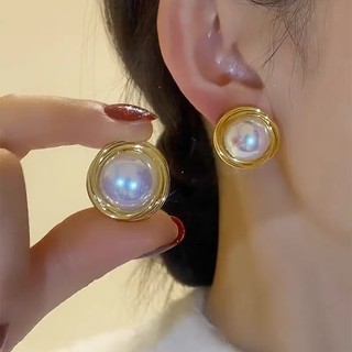 Danh bông tai ngọc trai nhân tạo mắt mèo kiểu Pháp sang trọng