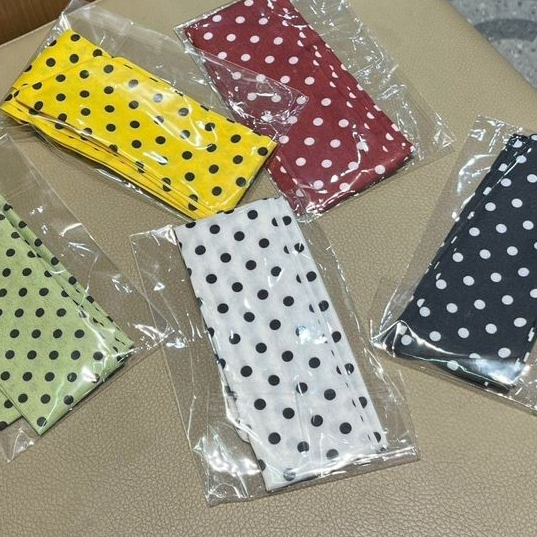 Retro Chấm Bi Khăn Lụa Dây Buộc Cổ Streamer