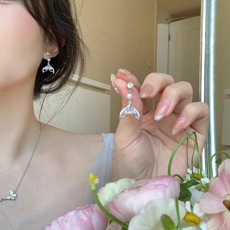 Đôi bông tai nàng tiên cá phong cách Hàn Quốc, thiết kế độc đáo - Quà tặng sinh nhật lý tưởng