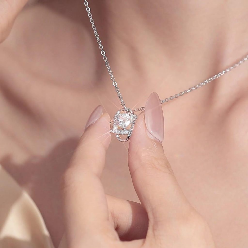 FanciMe REAL Sterling Silver 1 Carat 6.5mm EF Color VVS tổng hợp Moissanite, Dây chuyền 16 + 2 Inch