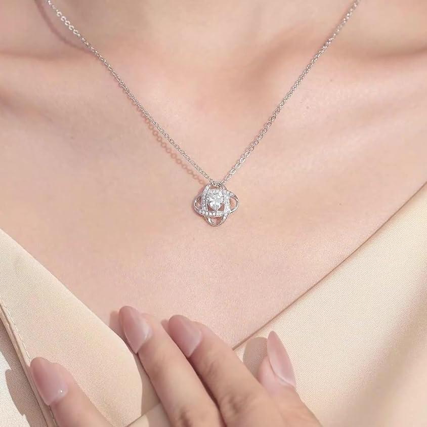 FanciMe REAL Sterling Silver 1 Carat 6.5mm EF Color VVS tổng hợp Moissanite, Dây chuyền 16 + 2 Inch